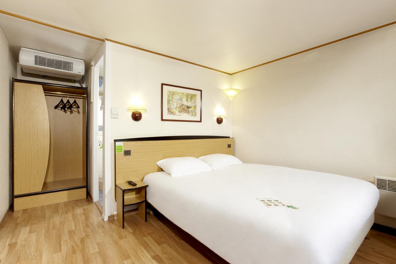 Kyriad Chateauroux - Saint-Maur Ngoại thất bức ảnh