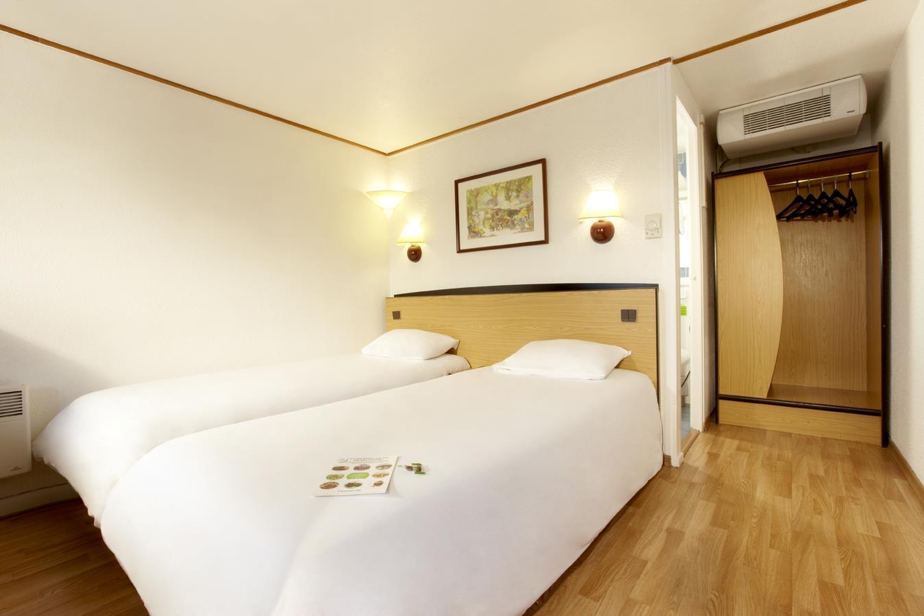 Kyriad Chateauroux - Saint-Maur Ngoại thất bức ảnh