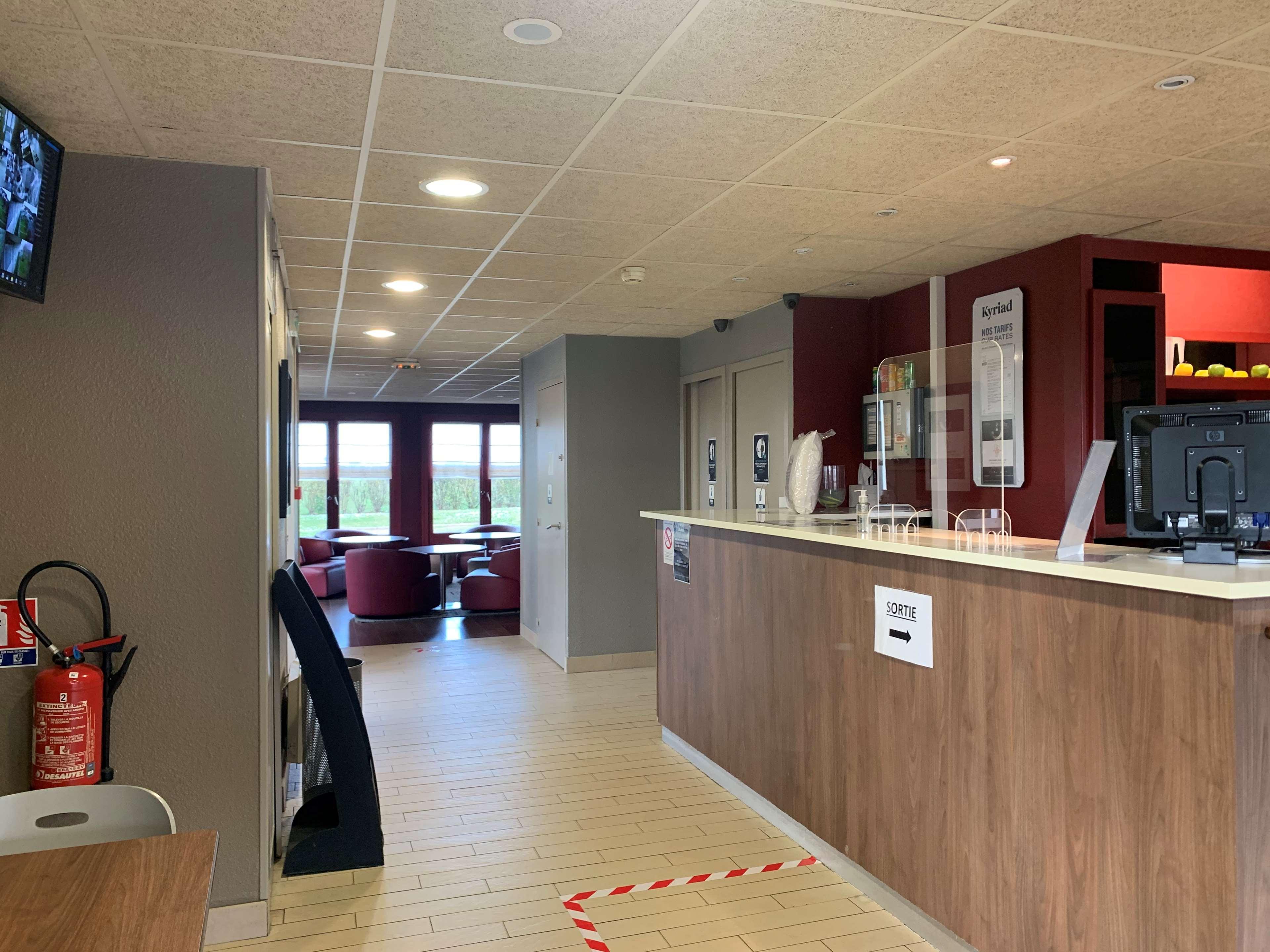 Kyriad Chateauroux - Saint-Maur Ngoại thất bức ảnh